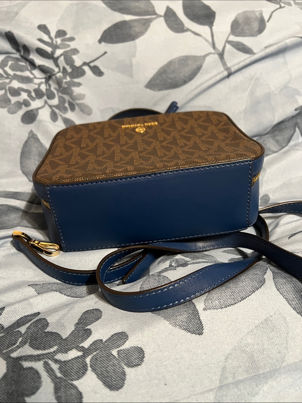 Michael Kors Brown Signature Box Crossbody with Blue Strap - Picture 6 of 7